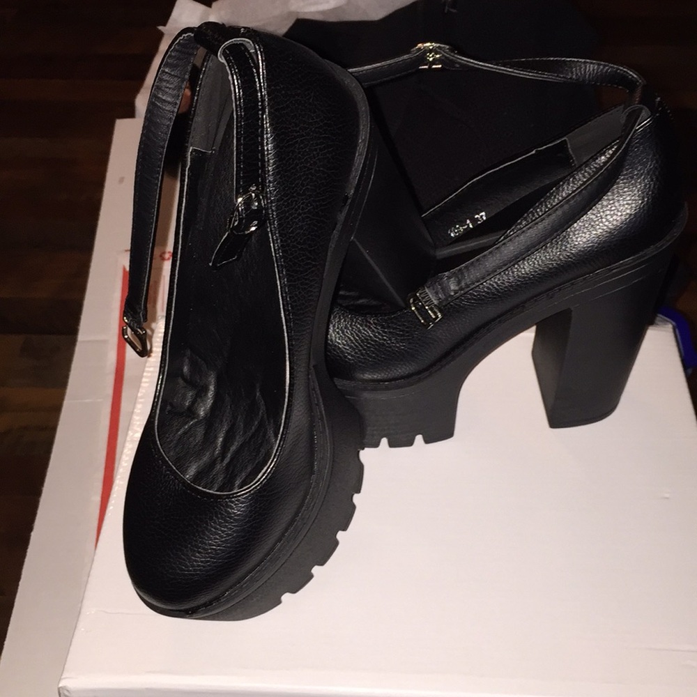 Platform heels